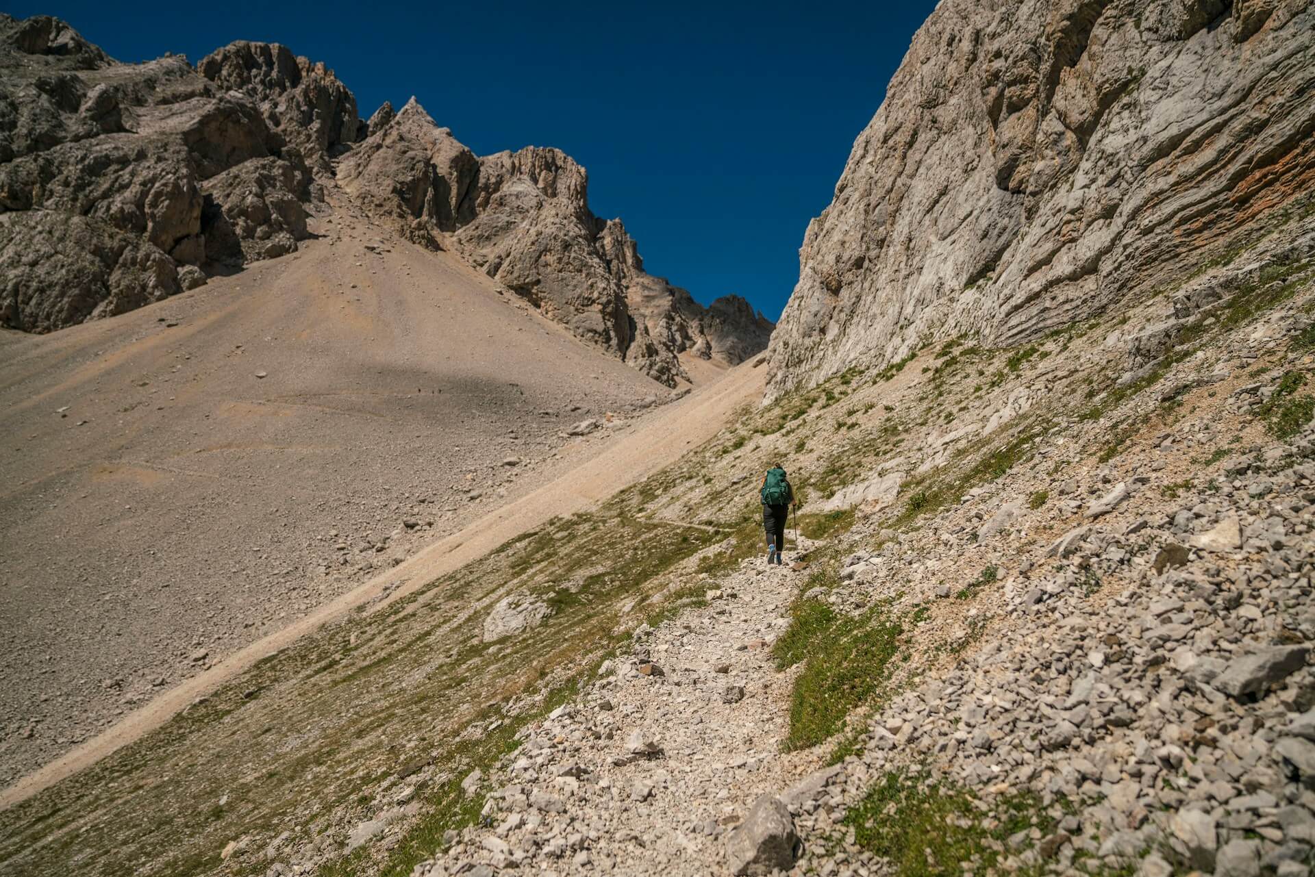FORMAZIONE PROPEDEUTICA AL CORSO PER ACCOMPAGNATORE MEDIA MONTAGNA